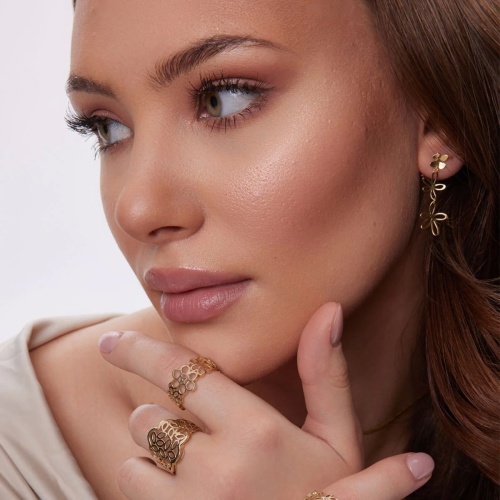 złoty pierścionek kwiat ażurowy3.jpg