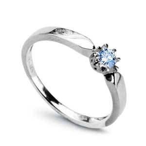 Złoty Pierścionek z Szafirem