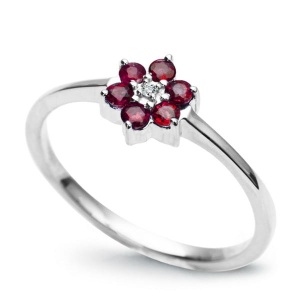 Złoty Pierścionek z Rubinami i Diamentem